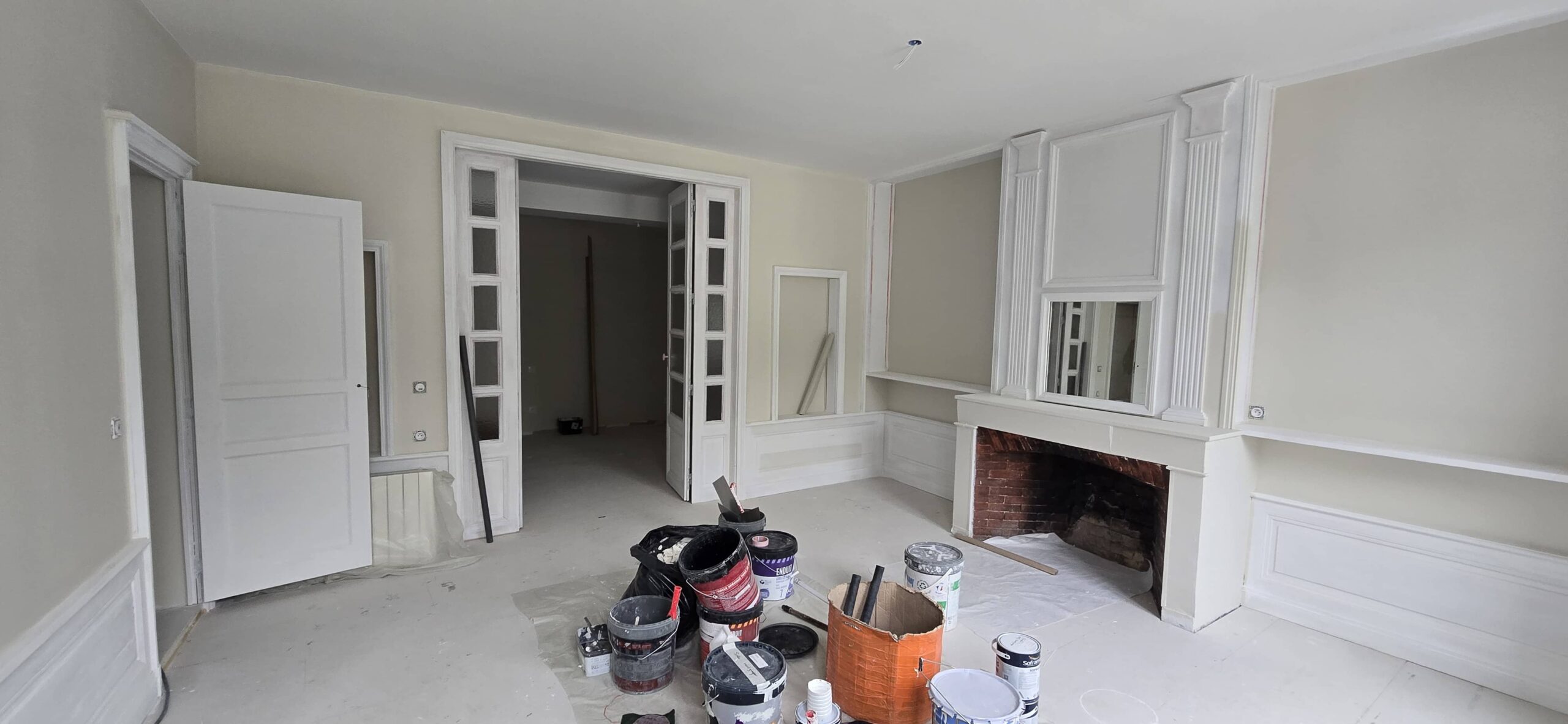 TRAVAUX DE PEINTURE EN COURS